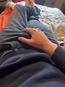 mas20043 online show from October 21, 2025, 1:43 pm