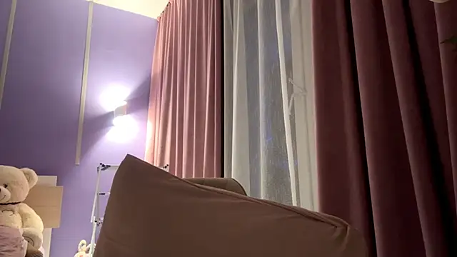 LinaMoonBlessed online show from November 29, 2025, 12:05 pm