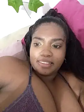 SamaraArtiaga1 online show from September 19, 2025, 3:21 am