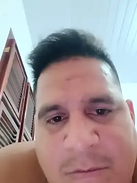 reguetones92 online show from October 20, 2025, 6:41 pm