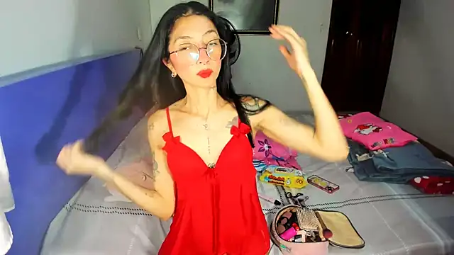 Anais lux online show from July 28, 2026, 11:26 pm
