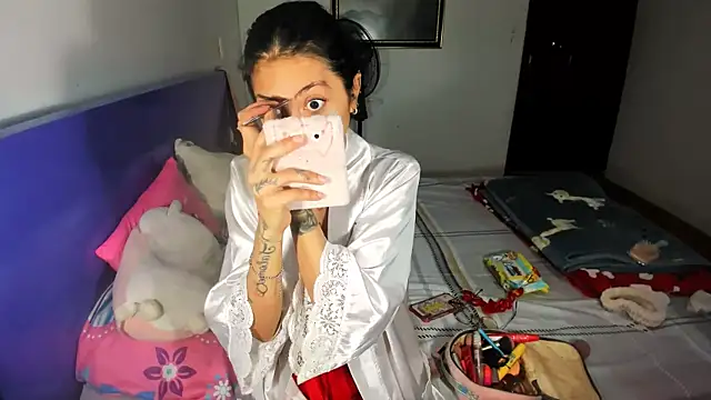 Anais lux online show from July 31, 2026, 11:02 pm