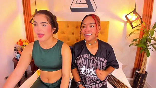 violet sweet19 online show from March 5, 2026, 1:19 pm