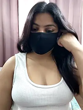 Snapshot of Aavya_007 chatting on February 18, 2026, 11:39 am Aavya 007 online show from February 18, 2026, 11:39 am