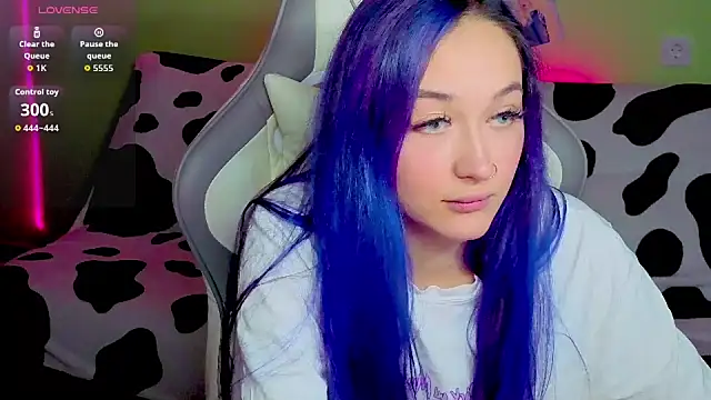 Im suka online show from September 30, 2025, 4:07 am