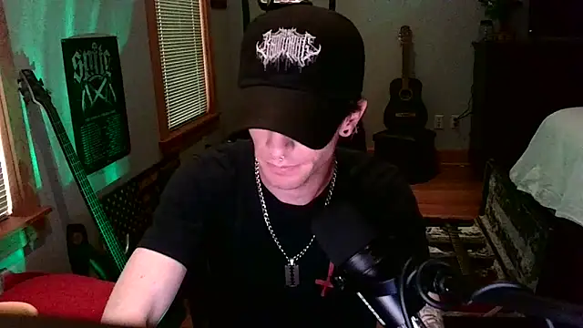 Snapshot of LEVIATHANX666 chatting on April 13, 2026, 4:55 pm LEVIATHANX666 online show from April 13, 2026, 4:55 pm