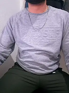 Snapshot of esmerkralkobra chatting on February 17, 2026, 7:00 pm esmerkralkobra online show from February 17, 2026, 7:00 pm