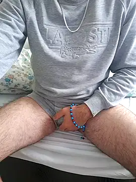 Snapshot of esmerkralkobra chatting on November 15, 2025, 10:08 am esmerkralkobra online show from November 15, 2025, 10:08 am