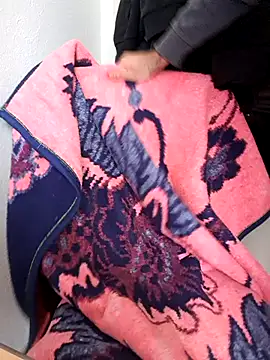 Snapshot of esmerkralkobra chatting on February 22, 2026, 11:45 am esmerkralkobra online show from February 22, 2026, 11:45 am