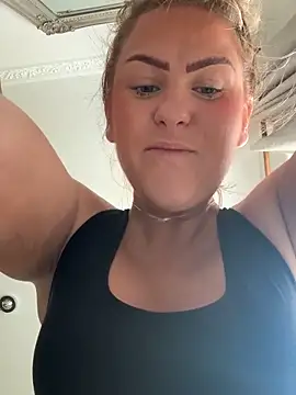 Charleigh xx online show from May 22, 2026, 9:18 am
