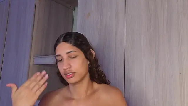 Snapshot of candice777 chatting on February 24, 2026, 1:01 pm candice777 online show from February 24, 2026, 1:01 pm