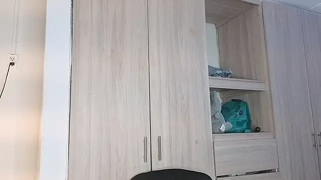 Snapshot of candice777 chatting on March 15, 2026, 2:02 pm candice777 online show from March 15, 2026, 2:02 pm