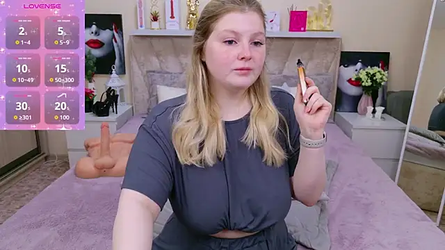 AmeliaDiamond online show from October 11, 2025, 12:22 am