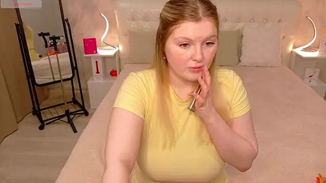 AmeliaDiamond online show from November 24, 2025, 9:59 pm