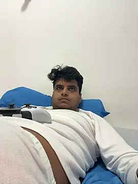 Snapshot of Noam7080z chatting on March 29, 2026, 7:26 pm Noam7080z online show from March 29, 2026, 7:26 pm