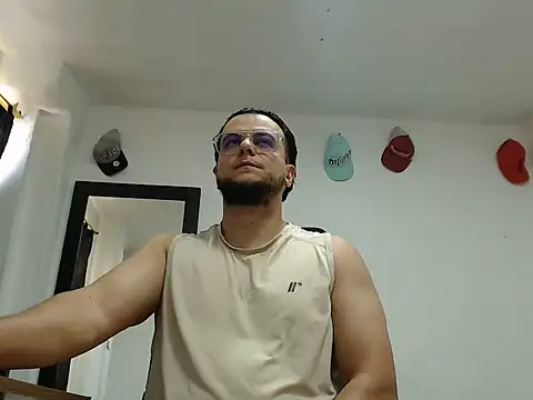 Snapshot of cloudsxxx chatting on July 28, 2026, 3:21 pm cloudsxxx online show from July 28, 2026, 3:21 pm