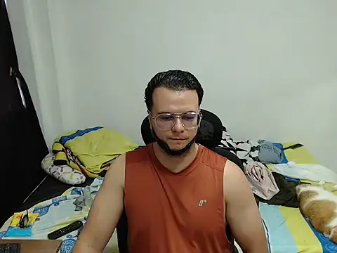 cloudsxxx online show from March 26, 2026, 6:17 pm