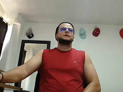 Snapshot of cloudsxxx chatting on August 4, 2026, 3:05 pm cloudsxxx online show from August 4, 2026, 3:05 pm