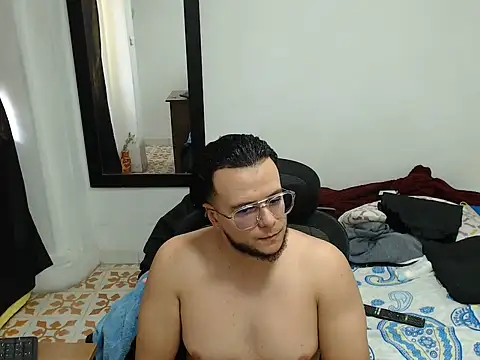 Snapshot of cloudsxxx chatting on July 28, 2026, 6:20 pm cloudsxxx online show from July 28, 2026, 6:20 pm