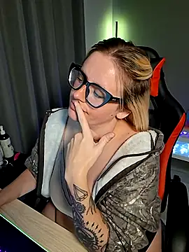 Charlies world online show from September 13, 2025, 7:25 pm