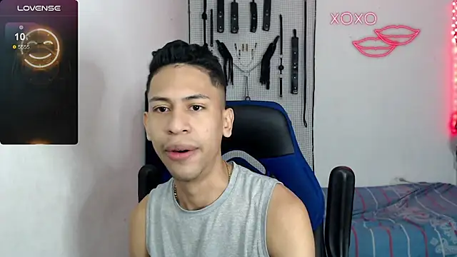 dylan apol0 online show from October 22, 2025, 11:42 am