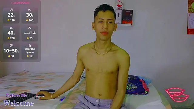 Snapshot of dylan_apol0 chatting on March 14, 2026, 12:05 am dylan apol0 online show from March 14, 2026, 12:05 am