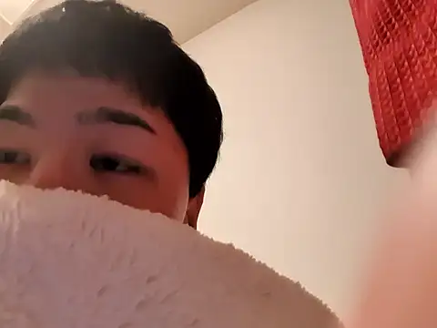 kqitooo online show from February 19, 2026, 5:32 pm