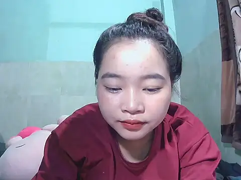 Lily3322 online show from September 27, 2025, 12:28 am