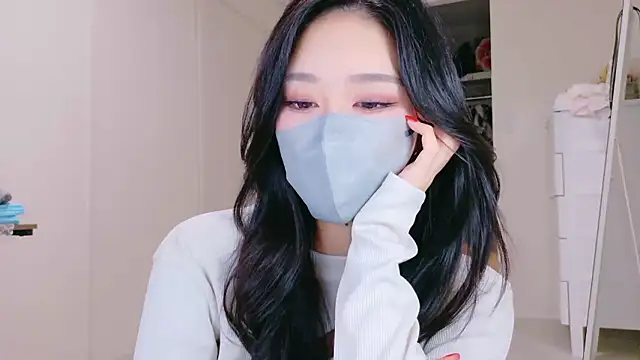 ramuchan desu online show from October 19, 2025, 12:57 am