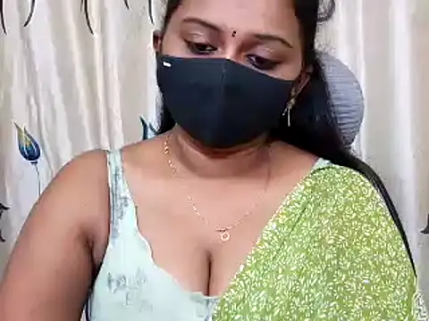 Pavani-Sexy online show from July 28, 2026, 3:58 am
