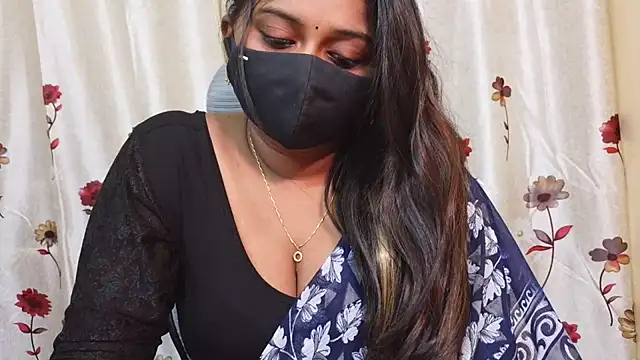 Pavani-Sexy online show from July 17, 2026, 4:53 am