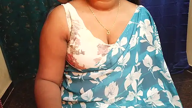 Snapshot of Pavani-Sexy chatting on June 20, 2026, 6:40 am Pavani-Sexy online show from June 20, 2026, 6:40 am
