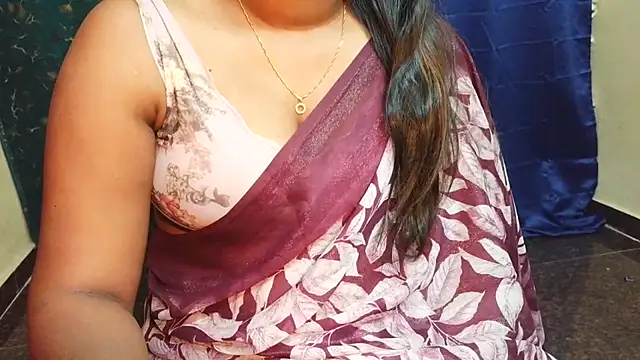 Pavani-Sexy online show from June 23, 2026, 1:53 pm