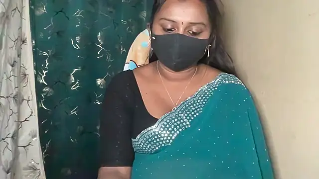 Pavani-Sexy online show from April 24, 2026, 5:59 pm