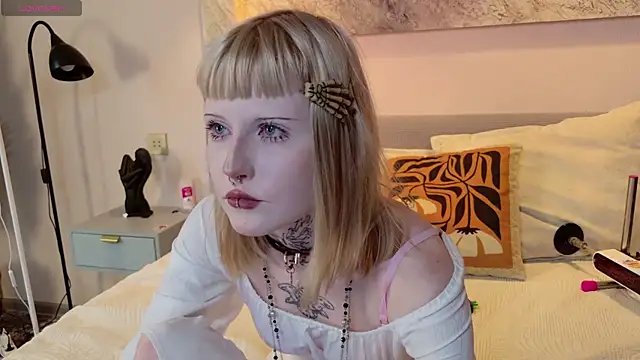 MilkMeSoftly online show from June 11, 2026, 8:55 am