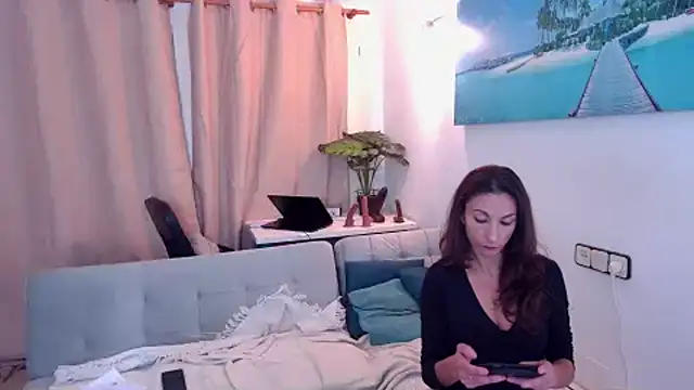 IvonneAndDom online show from November 14, 2025, 11:14 am