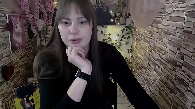 Amanda Bright  online show from October 15, 2025, 6:22 am