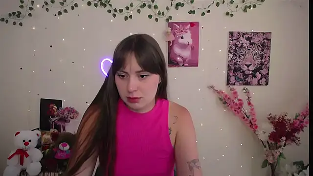 Amanda Bright  online show from June 29, 2026, 9:27 am