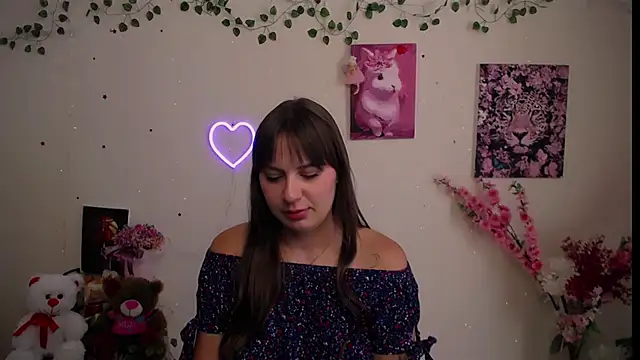 Amanda Bright  online show from July 22, 2026, 12:29 pm