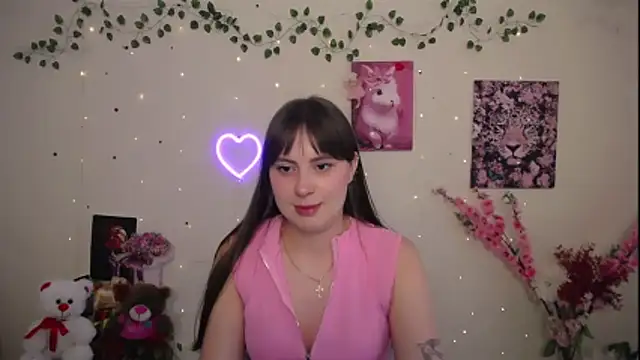 Snapshot of Amanda_Bright_ chatting on June 15, 2026, 9:53 am Amanda Bright online show from June 15, 2026, 9:53 am