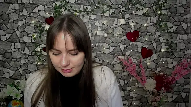 Amanda Bright  online show from December 2, 2025, 11:45 am