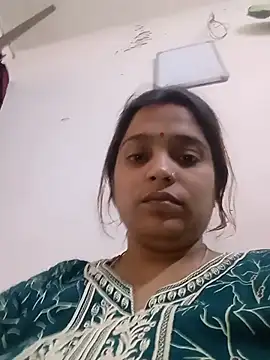 Snapshot of Trisha_71 chatting on June 16, 2026, 5:18 am Trisha 71 online show from June 16, 2026, 5:18 am
