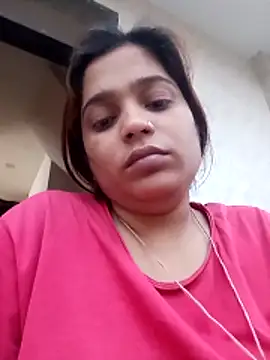 Trisha 71 online show from May 4, 2026, 1:25 pm