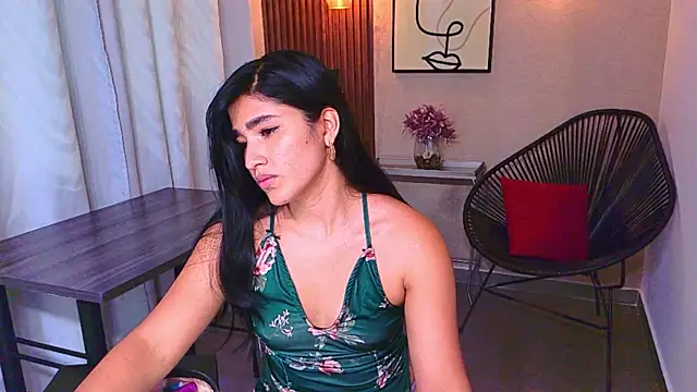 Lia Mar  online show from July 13, 2026, 6:18 pm