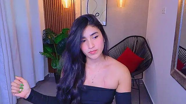 Snapshot of Lia_Mar_ chatting on June 5, 2026, 6:13 pm Lia Mar online show from June 5, 2026, 6:13 pm