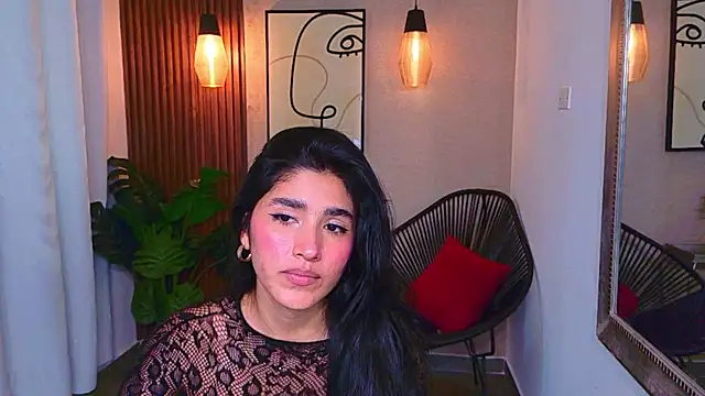 Lia Mar  online show from August 3, 2026, 6:25 pm