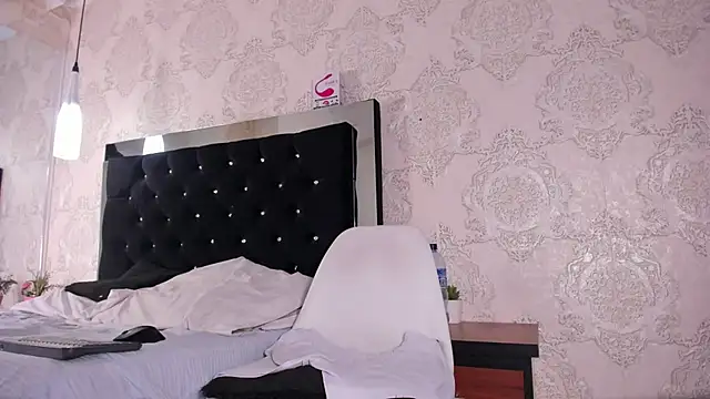 ThiagoBlaze online show from September 13, 2025, 2:55 am