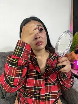 meli  brown online show from December 4, 2025, 6:12 am