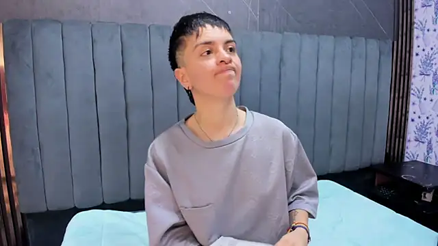  Hannah Hot online show from February 3, 2026, 2:53 am