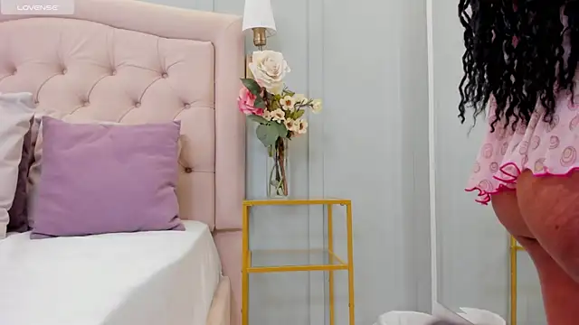 Snapshot of katia_harrison_ chatting on October 13, 2025, 2:29 pm katia harrison online show from October 13, 2025, 2:29 pm